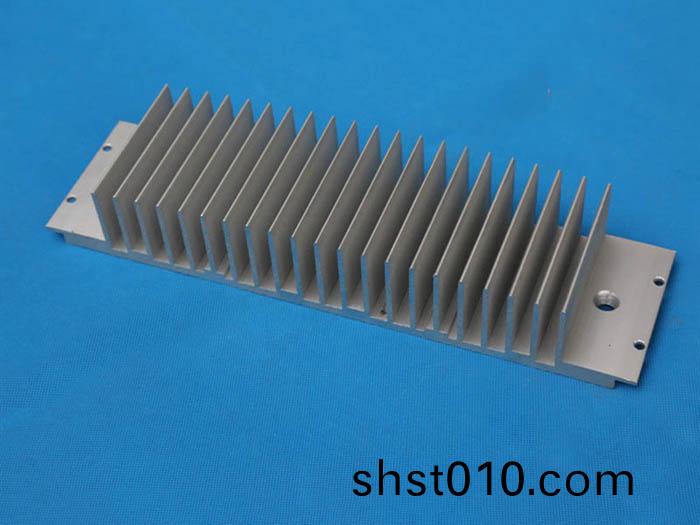 7Z0A8562