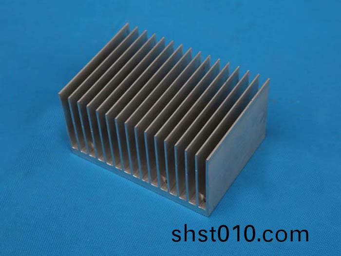 7Z0A8560